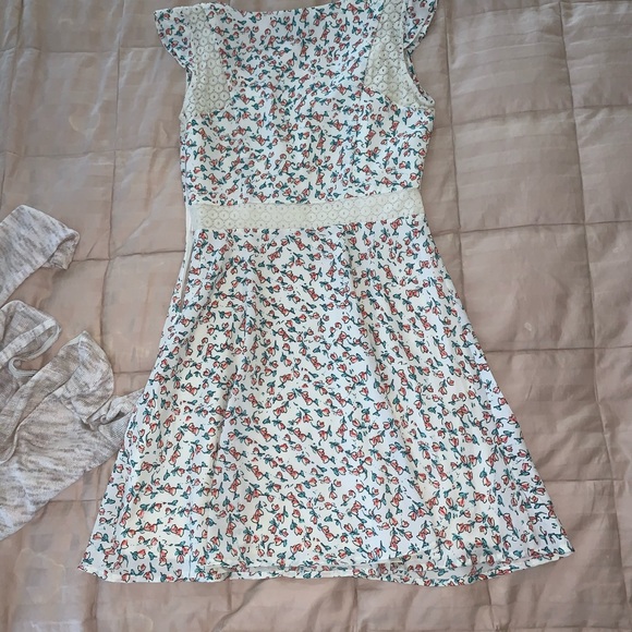 Jessica Simpson Sweater Tunic Floral Mini Dress - Picture 15 of 15